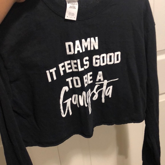 Black crop top - Picture 2 of 3